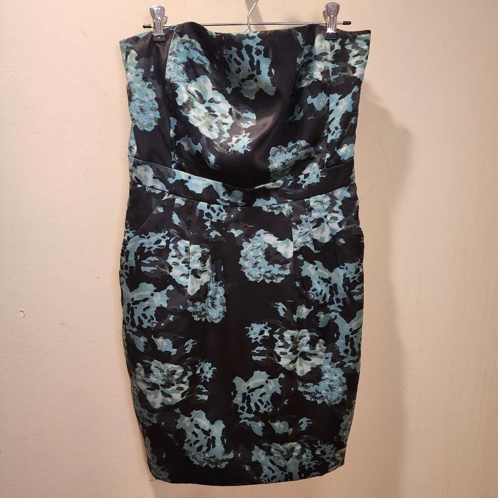 Banana Republic Black and Green Satin Short  Strapples.Dress with Pockets 8
